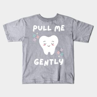 Pull me Gently Cute Cartoon Art Kids T-Shirt